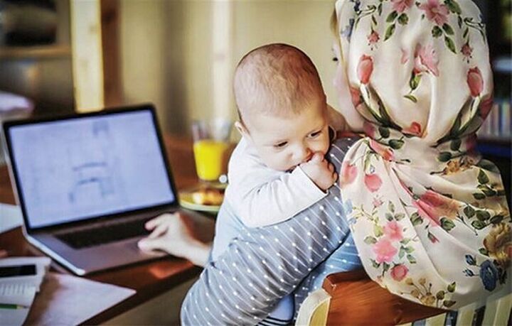 توانمندسازی زنان روستایی و عشایر با تقویت سواد دیجیتال