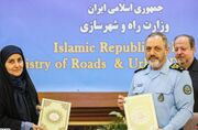 امضا تفاهمنامه همکاری وزارتخانه‌های راه و شهرسازی و وزارت دفاع