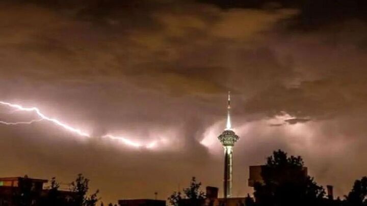 هشدار جدی وقوع توفان در تهران| آماده‌باش اورژانس