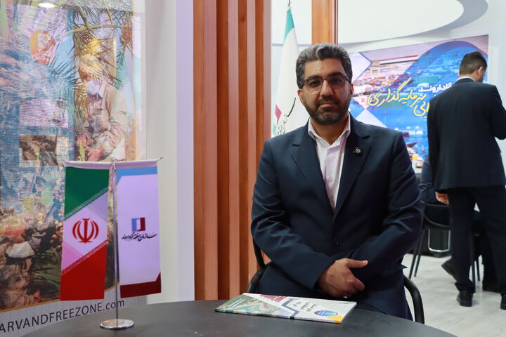 استقبال از سرمایه گذاری خارجی در زمینه فناوری های تک؛ کالای مسافری از مناطق آزاد ناچیز است