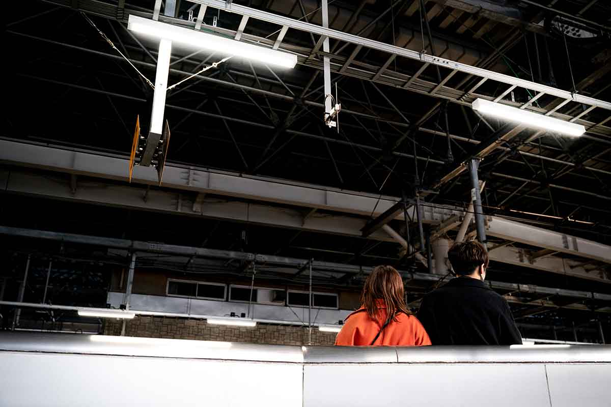 مقایسه پروژکتور LED و چراغ سوله ای