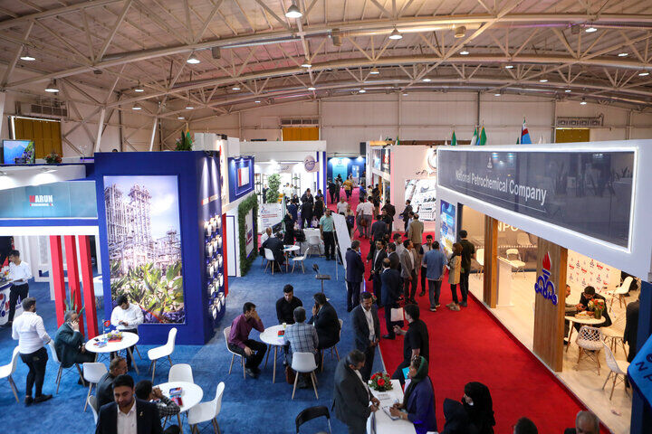 نمایشگاه فروش بهاره در یزد گشایش یافت