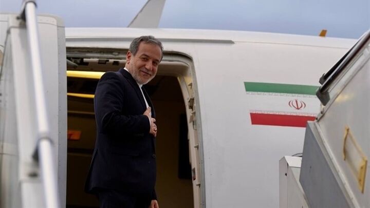 عراقچی به عربستان و قطر سفر میکند عراقچی به عربستان و قطر سفر میکند