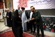 تقدیر از خبرنگار بازار در جشنواره «روایت جهاد» قم