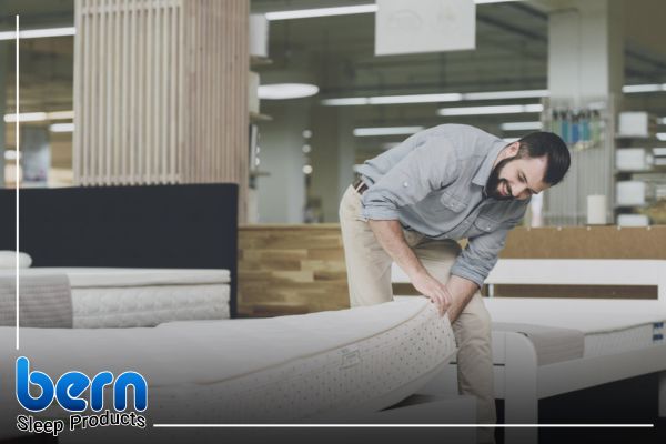 آیا تشک پشت و رو دارد و نحوه قرار گرفتن صحیح آن روی تخت