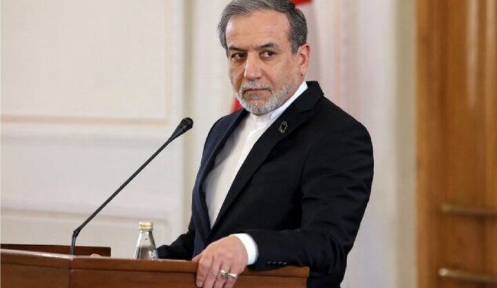 عراقچی: مسیر توافق از میز مذاکره میگذرد، نه از طریق رسانهها عراقچی: مسیر توافق از میز مذاکره میگذرد، نه از طریق رسانهها