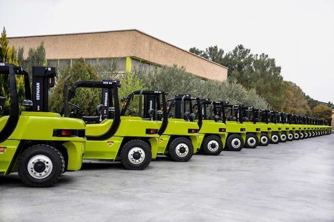 راهنمای کامل خرید لیفتراک با بررسی قیمت لیفتراک و معرفی انواع و کاربردهای آن