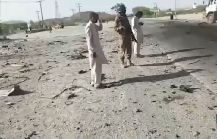 حمله تروریستی به اتوبوس دانش‌آموزان در پاکستان چهار کشته برجا گذاشت
