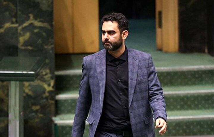 سفر لاکچری وزیر راه "نوک کوه" بود سفر لاکچری وزیر راه "نوک کوه" بود