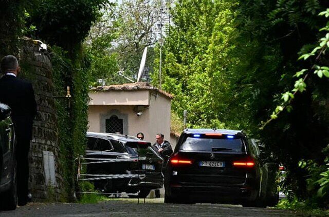 والاستریتژورنال: ایرانیان حول محور خط قرمز خود متحد شدهاند والاستریتژورنال: ایرانیان حول محور خط قرمز خود متحد شدهاند