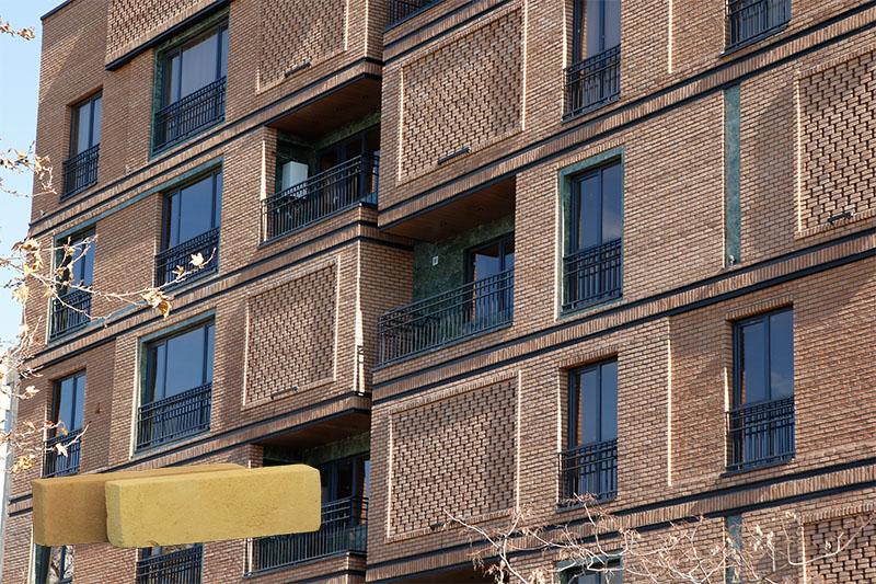 نگاهی به تولید آجر قزاقی سنتی در کارخانه آجر باسابقه و مورد اعتماد معماران