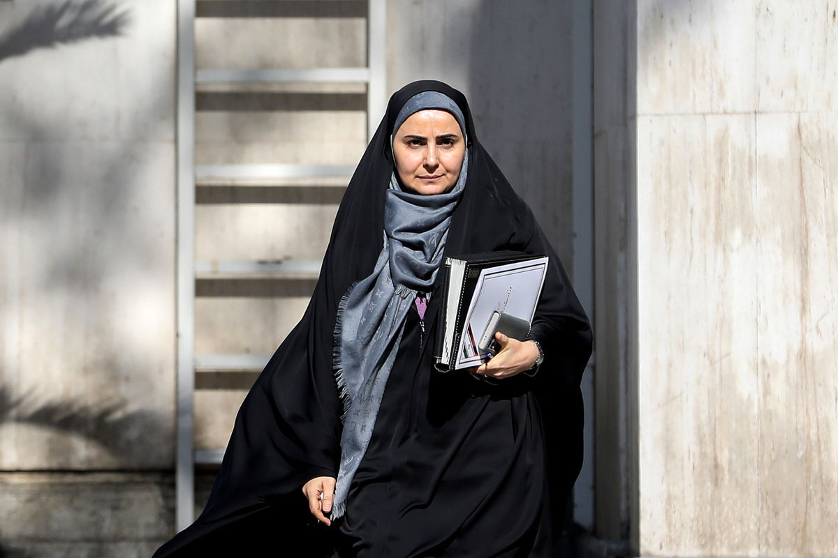 کسر ۱۵ میلیون تومان از وام ودیعه مسکن از سوی بانک ها| ۴۰۰ هزار متقاضی در صف دریافت تسهیلات