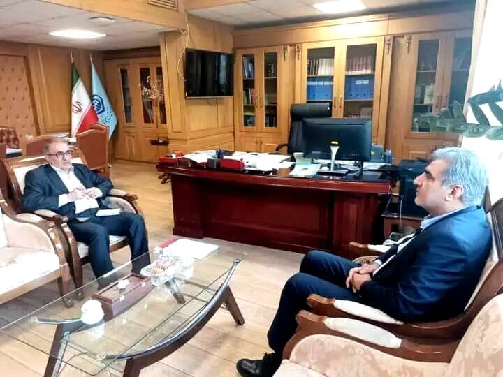 صندوق بازنشستگی در پروژه‌های استان سرمایه‌گذاری کند