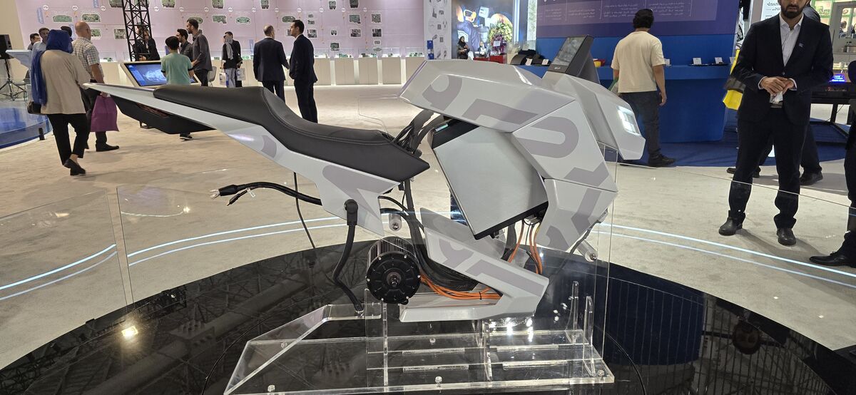 خودروسازان قطعات جدید را سفارش گذاری نمی کنند| سایپا و عظام غایبین اصلی نمایشگاه قطعات