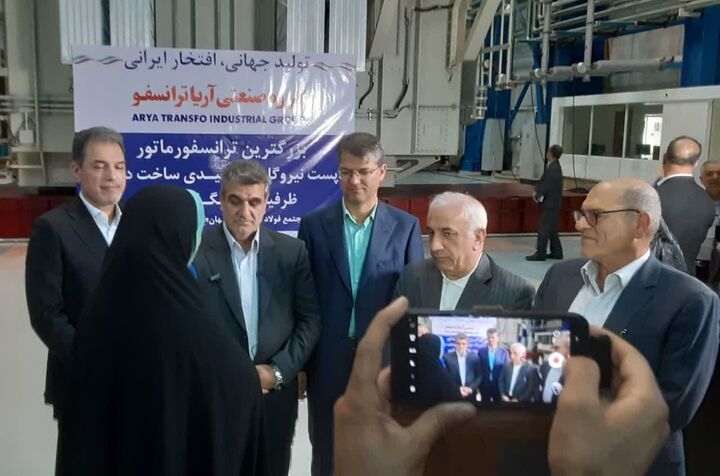 بزرگترین ترانسفورماتور نیروگاه خورشیدی کشور رونمایی شد