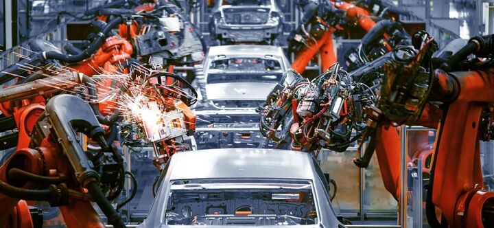 نبرد خودروسازان بزرگ برای مقابله با کمبود تراشههای نیمههادی نبرد خودروسازان بزرگ برای مقابله با کمبود تراشههای نیمههادی