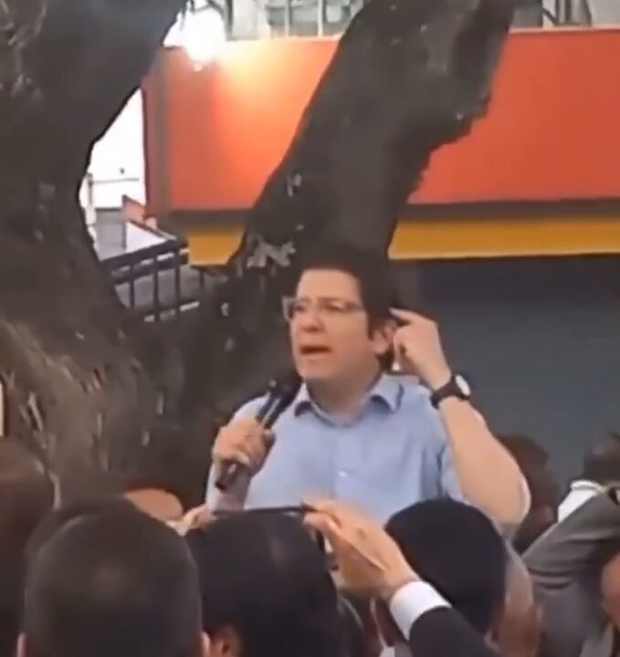 سوء قصد به جان نامزد انتخابات ریاستجمهوری کلمبیا سوء قصد به جان نامزد انتخابات ریاستجمهوری کلمبیا