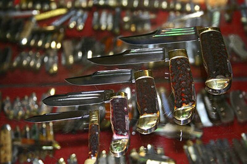 واردات بی رویه  چاقوی های چینی چالش مهم چاقوسازان زنجانی است