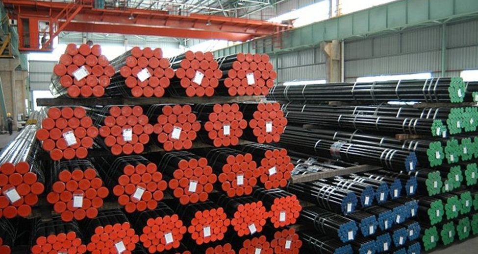 شریانهای حیاتی صنعت و ساختمان: سفری عمیق به دنیای لولههای گالوانیزه ساوه، سپنتا و مانیسم