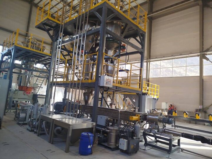 کارخانه کاغذ سنگی ایلام جزو طرحهای نوین است کارخانه کاغذ سنگی ایلام جزو طرحهای نوین است