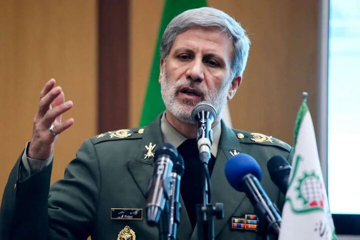 فرمانده کل ارتش: پاسخ ایران به ترور علی لاریجانی قاطع و پشیمان‌کننده خواهد بود