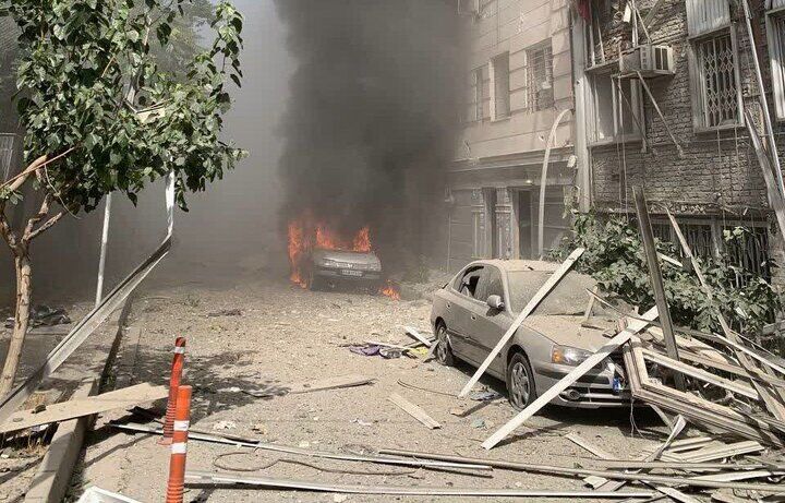 مطالبه خسارت از رژیم جنایتکار صهیونیستی و دولت آمریکا مطالبه خسارت از رژیم جنایتکار صهیونیستی و دولت آمریکا