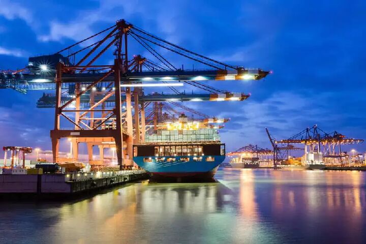 آغاز فصل جدید همکاری دریایی ایران و پاکستان| تقویت خطوط کشتیرانی ایران و هند