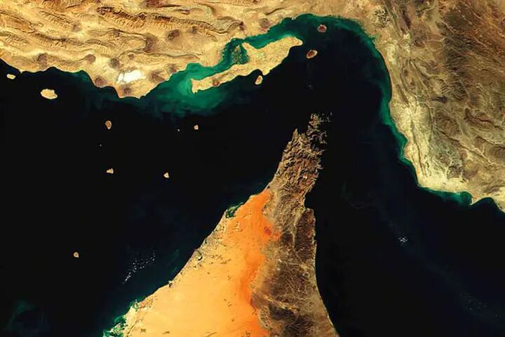 روسیه: تبعات بسته شدن تنگه هرمز آمریکا را دچار مشکل خواهد کرد