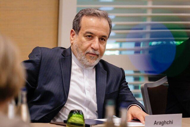 عراقچی: در صورت توقف تجاوز و پاسخگو کردن متجاوز، ایران آماده‌ مدنظر قرار دادن دیپلماسی است