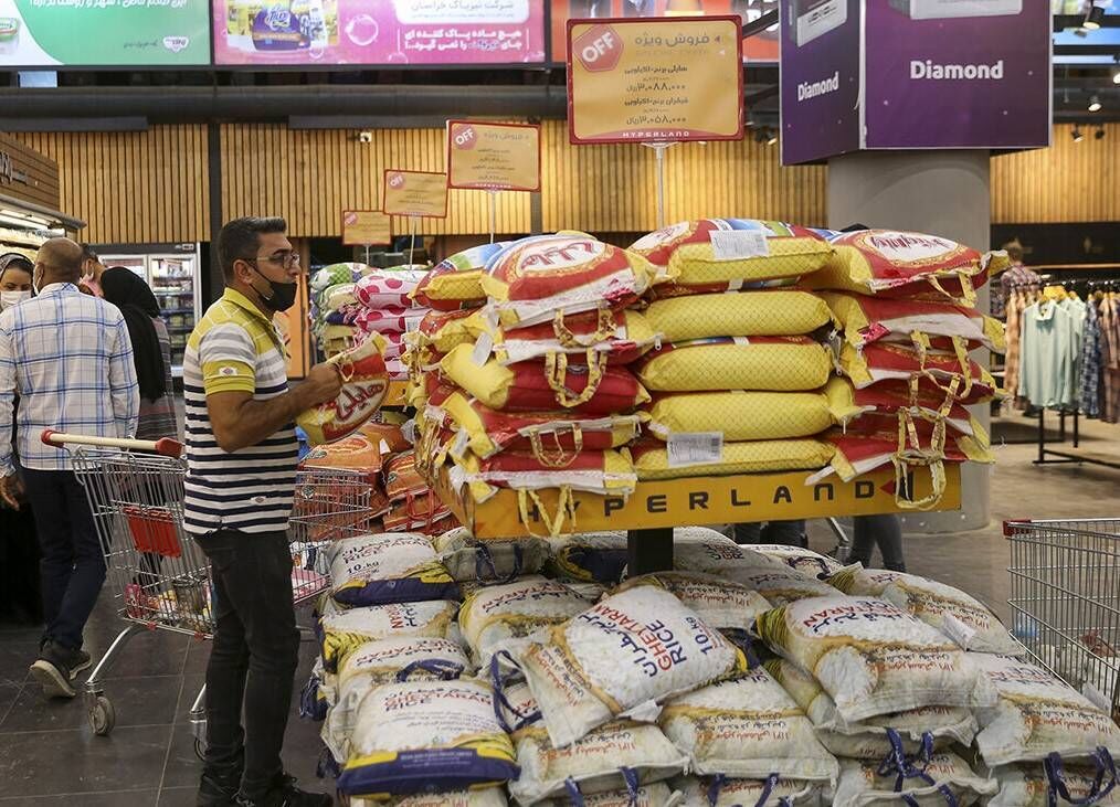 بازار کرمان آرام است | ذخایر کالاهای اساسی فراتر از نیاز ۶ ماهه بازار کرمان آرام است | ذخایر کالاهای اساسی فراتر از نیاز ۶ ماهه