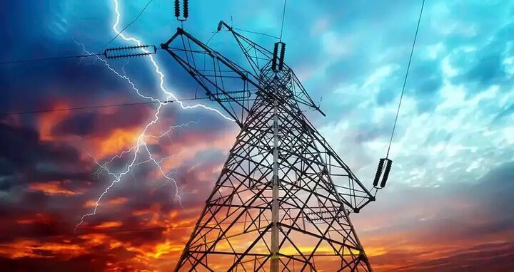 شتاب در توسعه شبکه برق مناطق حاشیه‌ای و روستاهای فاقد انشعاب در زاهدان