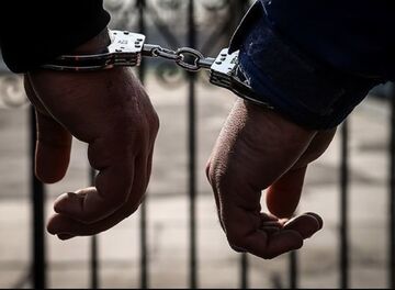 لحظه دستگیری عاملان رژیم صهیونیستی و کشف کارگاه تولید پهپادهای انتحاری
