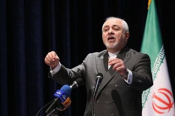 واکنش ظریف به اظهارات اخیر گروسی درباره مخفی کردن اورانیوم در مکان‌های تاریخی اصفهان