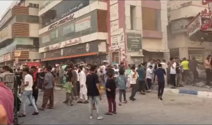 آتش سوزی در مجتمع تجاری درگهان قشم