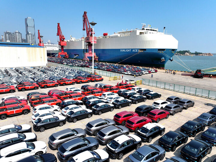 سخت گیری چین در صادرات خودروهای دست دوم| چینی ها به بازار خودرو جهانی ضربه می زنند سخت گیری چین در صادرات خودروهای دست دوم| چینی ها به بازار خودرو جهانی ضربه می زنند