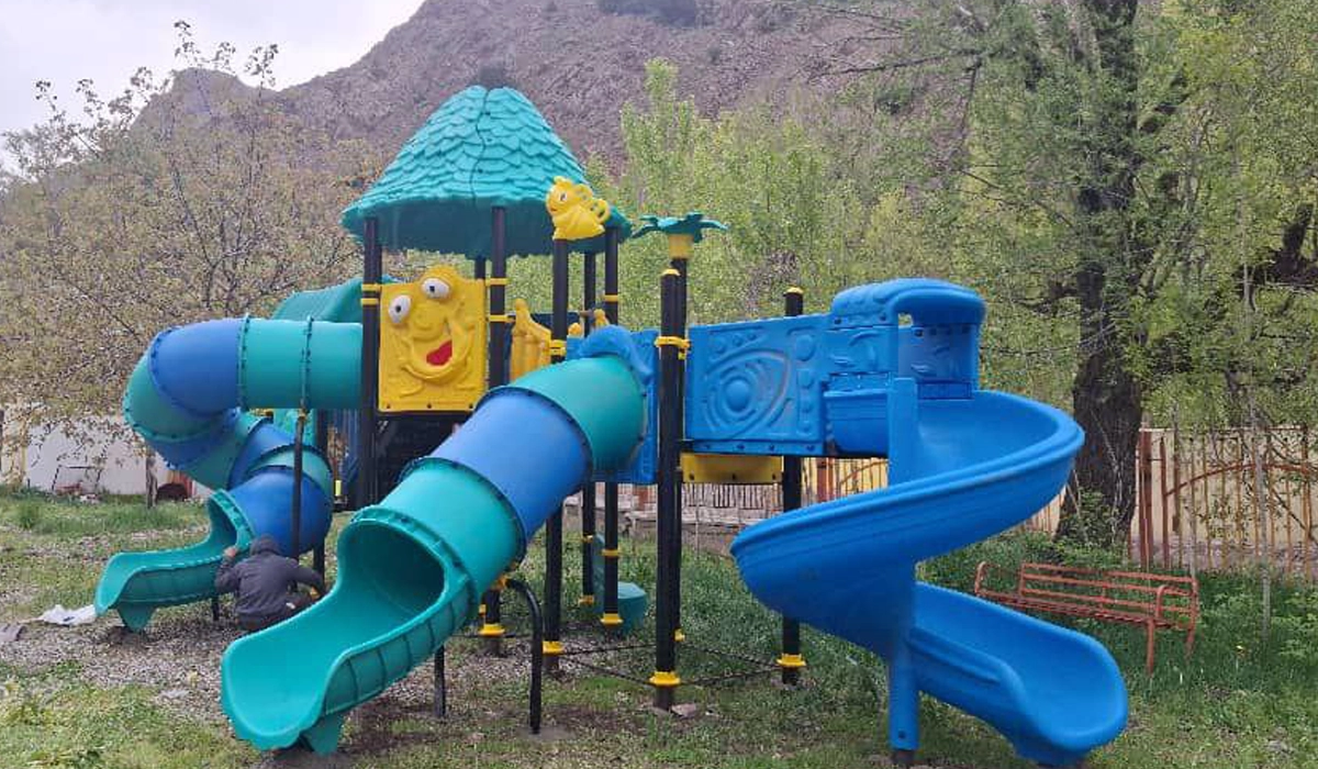 مجموعه بازی تاب سرسره پلی اتیلنی فضای باز