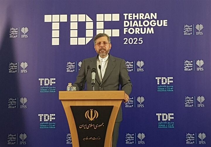 خطیب زاده: طی روزهای اخیر پیامهایی از سوی آمریکا واصل شده است خطیب زاده: طی روزهای اخیر پیامهایی از سوی آمریکا واصل شده است