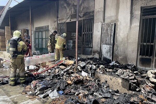 جزئیات حریق در انبار کفش بازار تهران جزئیات حریق در انبار کفش بازار تهران