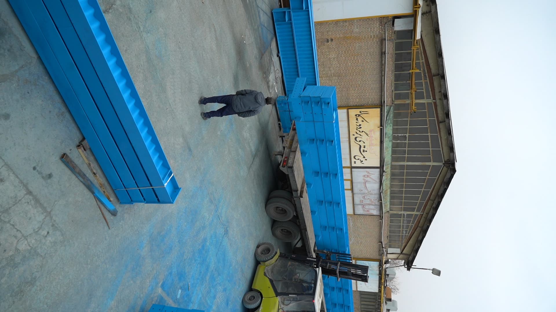 قیمت سوله ۱۰۰۰ متری در مشهد چقدر است؟ معرفی سوله سینوسی و خدمات حرفهای سوله بارون