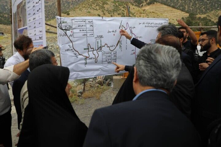 وزیر راه و شهرسازی از پروژه باند دوم تونل آزادی ایلام بازدید کرد