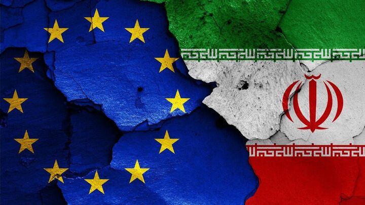ادعای وال استریت ژورنال درباره رایزنی ایران و اروپا بر سر تمدید مهلت مکانیسم ماشه