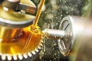 آشنایی با انواع روغن‌های صنعتی