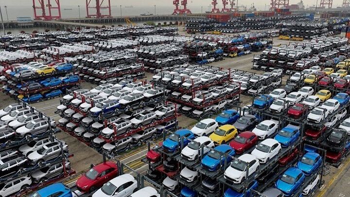 ابهام در نخستین عرضه خودروهای وارداتی سال ۱۴۰۴