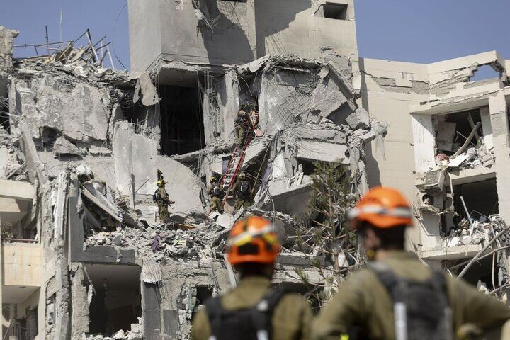 ویرانی کامل مؤسسه وایزمن صهیونیستی؛ تصاویر جدید منتشرشده از ضربه کوبنده ایران ویرانی کامل مؤسسه وایزمن صهیونیستی؛ تصاویر جدید منتشرشده از ضربه کوبنده ایران