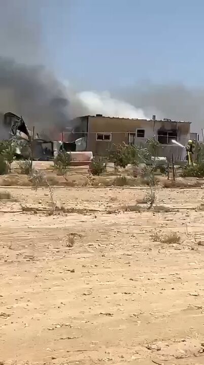 تصاویری از آتش سوزی در اسراییل در نزدیکی شهر دیمونا تصاویری از آتش سوزی در اسراییل در نزدیکی شهر دیمونا