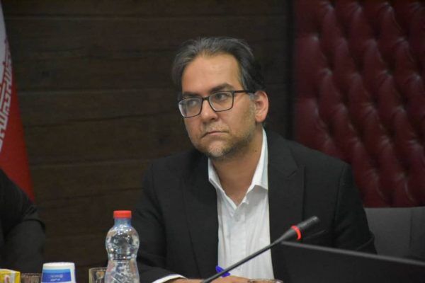 توسعه پایدار اقتصادی با تعامل بین دولت و بخش خصوصی محقق می شود