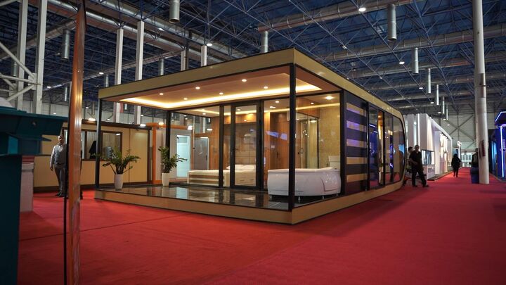 حضور پرقدرت آریا بارون توس در نمایشگاه مشهد با معرفی ویلای پیشساخته ۶۰ متری لوکس حضور پرقدرت آریا بارون توس در نمایشگاه مشهد با معرفی ویلای پیشساخته ۶۰ متری لوکس