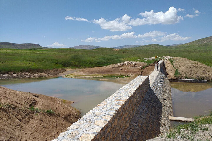 آغاز عملیات اجرایی ۱۷ طرح آبخیزداری در همدان آغاز عملیات اجرایی ۱۷ طرح آبخیزداری در همدان