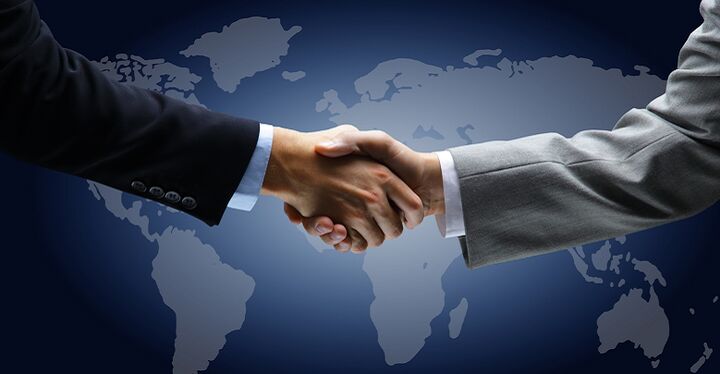 عبور از سد تحریمها با دیپلماسی اقتصادی عبور از سد تحریمها با دیپلماسی اقتصادی