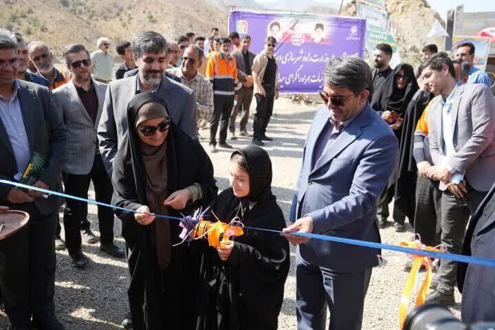 وزیر راه تقاطع غیر همسطح دهبکری بم را افتتاح کرد
